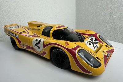 Porsche 917 1:18 Universal Hobbies Martini Racing   Le Mans Klassiker