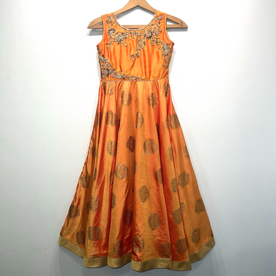 indian cocktail party dress Looking for stunning Indian Cocktail Party Dress Ideas for a Sassy Event? If yes, then take cues from the star couple @meghna_kalwani & @vishantkalwani classy cocktail party look. Groom outfit: @bharat_reshma @