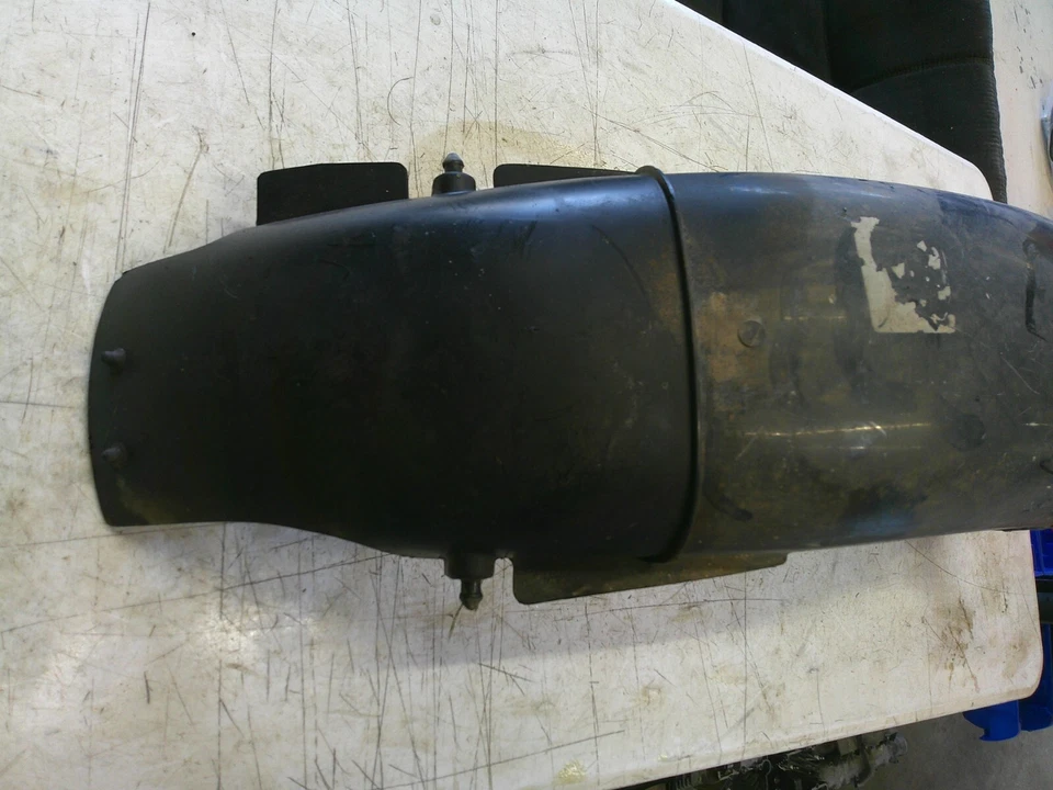 1977-1979 Suzuki 750 GS750 rear back fender inner fender - Image 3 of 4