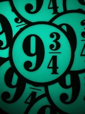 Harry Potter Glow-in-the-dark Platfirm 9 3/4 Sticker