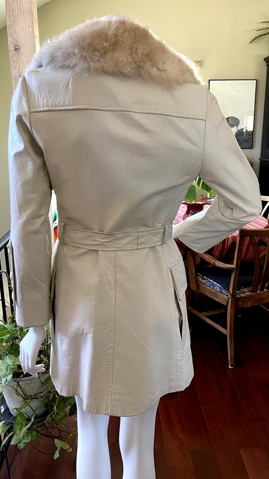 Leathercraft Vintage 70’s Ivory Leather Coat W/ Fur Collar & Tie Belt Sz 8 S/M - Image 3 of 4