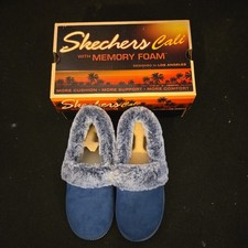 Skechers Women  s Cozy Campfire Team Toasty Slipper Size 6 M Navy
