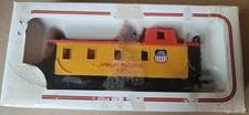 Bachmann HO Scale Union Pacific 36' Wide-Vision Caboose #207