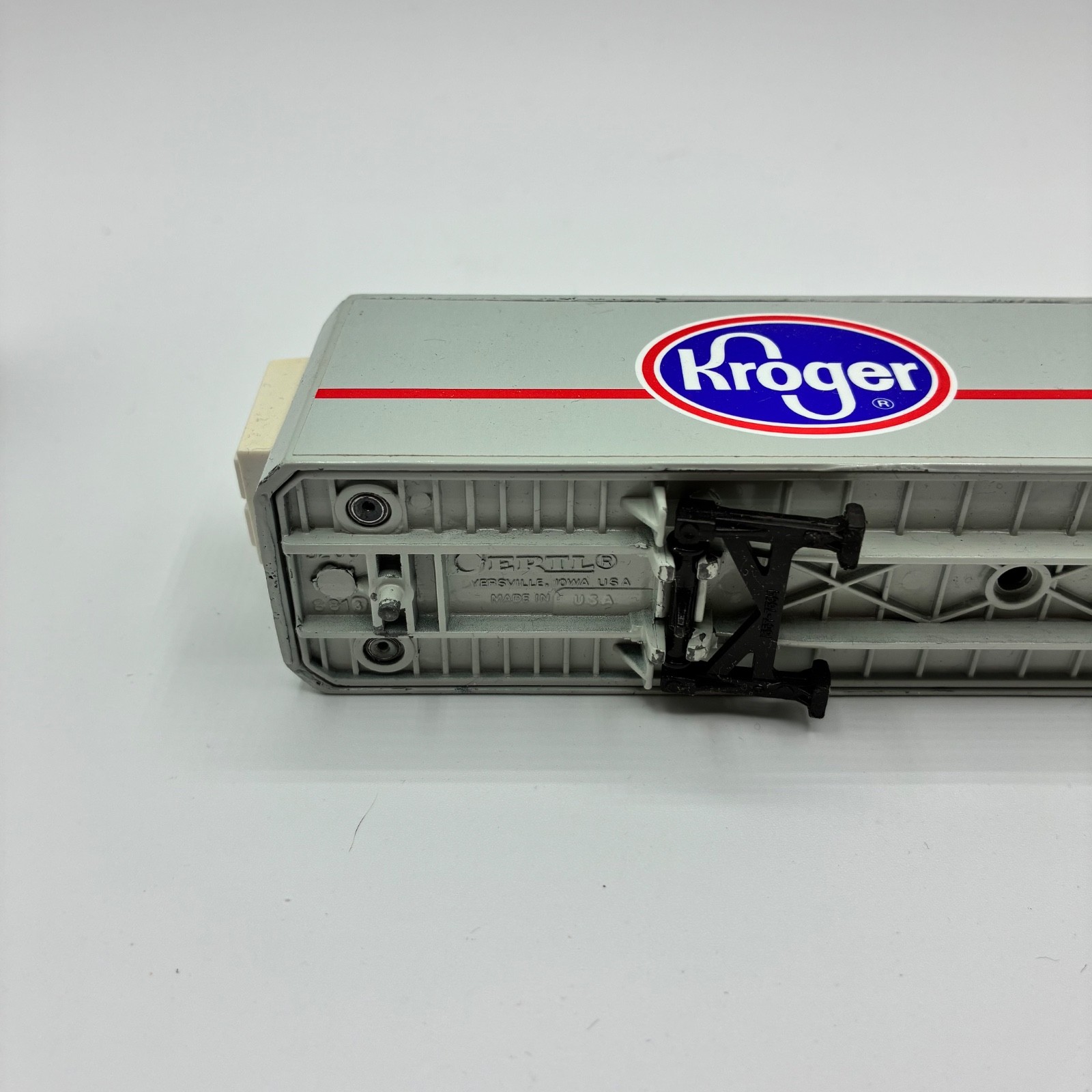 ERTL Vintage 1992 Kroger Tractor Trailer Diecast Metal Semi Truck 1/64 Scale