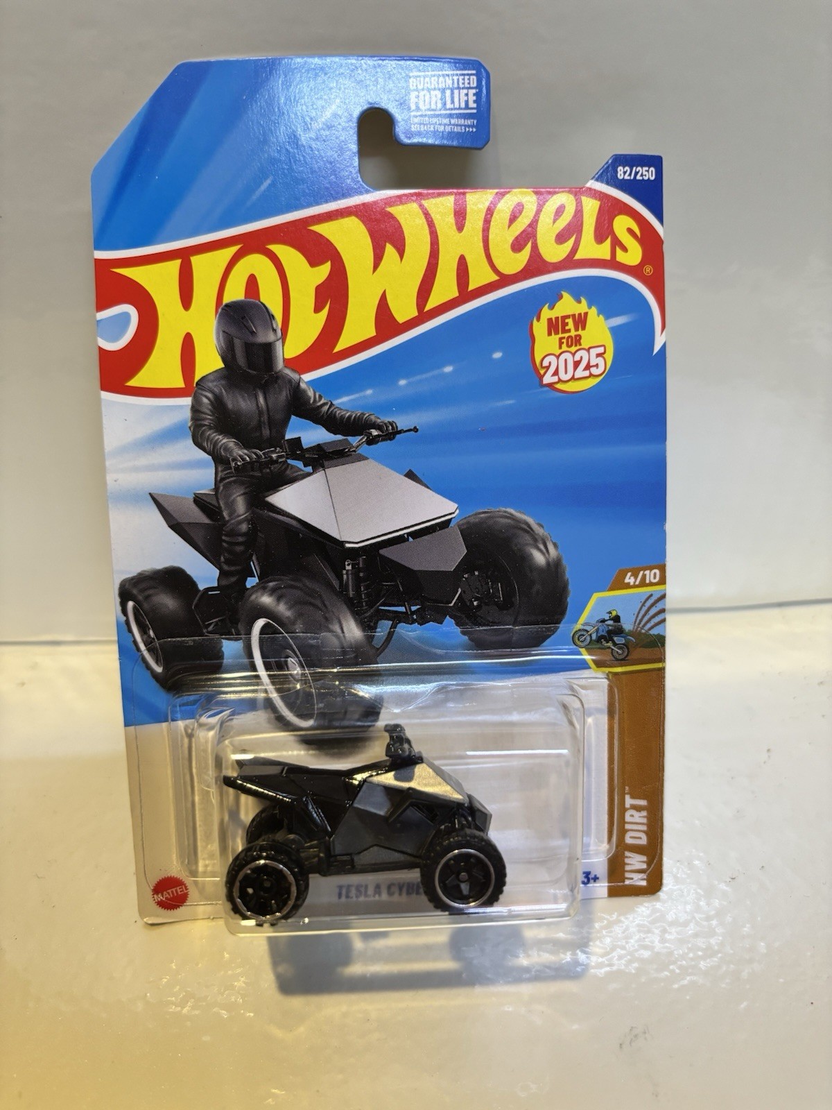 2025 Hot Wheels Tesla Cyberquad Silver Brand New 82/250, 4/10