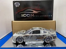 Kevin Harvick 2023 Busch Light 1:24 ICON Collection Elite