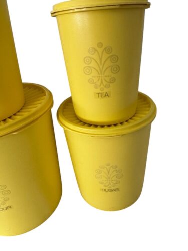 Set 5 pezzi Tupperware vintage giallo con coperchi per farina zucchero tè bro - Foto 4 di 7