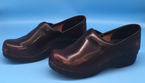LL Bean Womens Slip On Clogs Maroon Marbleized Leather Shoes Size 7.5 - Picture 5 of 9