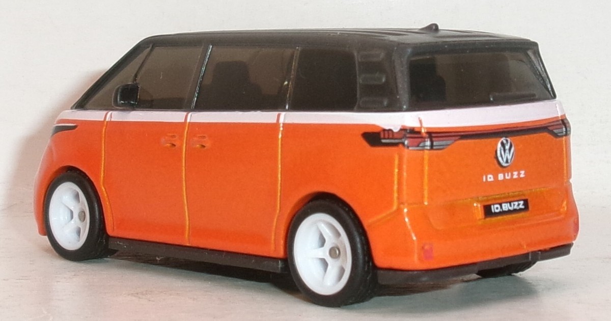 LOOSE 2024 HOT WHEELS 1:64 ORANGE VOLKSWAGEN ID BUZZ WHEEL SWAP