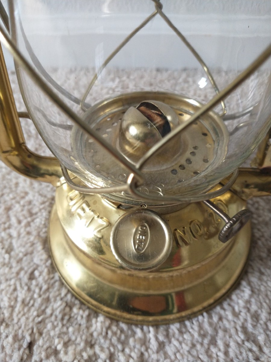Dietz Lantern Junior No. 20 Oil Kerosene Brass 12” Lightly