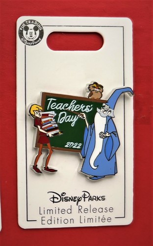 2022 Disney Minnie Mouse Doctors Day Nurses Day & Teachers Day 3 LR pins New - Picture 4 of 7