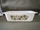 PYREX 213 Milk Glass Loaf Pan 1 1/2 Qt White/Spring  Blossom green/Daisy Vintage — photo 1