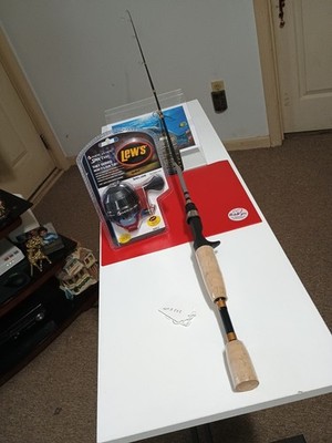 New Baicasting Fishing Rod Zebco 33 Gold 5' UL 2-6lb And Reel Lew's