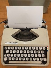HERMES Baby Typewriter White Color Vintage Retro Used From Japan thumbnail