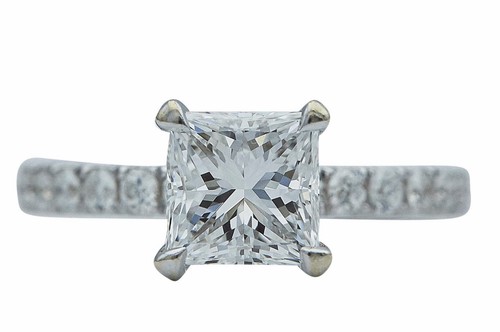 White Gold 18 Karat Princess Cut Diamond Wedding Band Ring Size 6.5