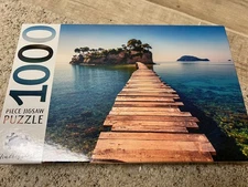 Cameo Island Greece 1000 pc Jigsaw puzzle Mindbloggers Hinkler Puzzles Open Box