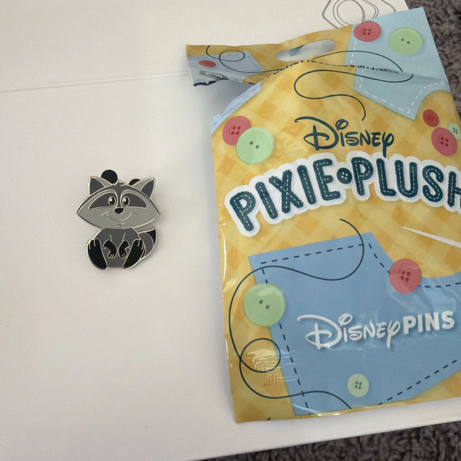 2024 Disney Parks Meeko Racoon Pocahontas Pixie Plush Mystery Pin Trading