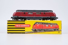 Trix Express H0 260 Diesellok BR V200 035 DB 3 Leiter Gleichstrom (Licht defekt)