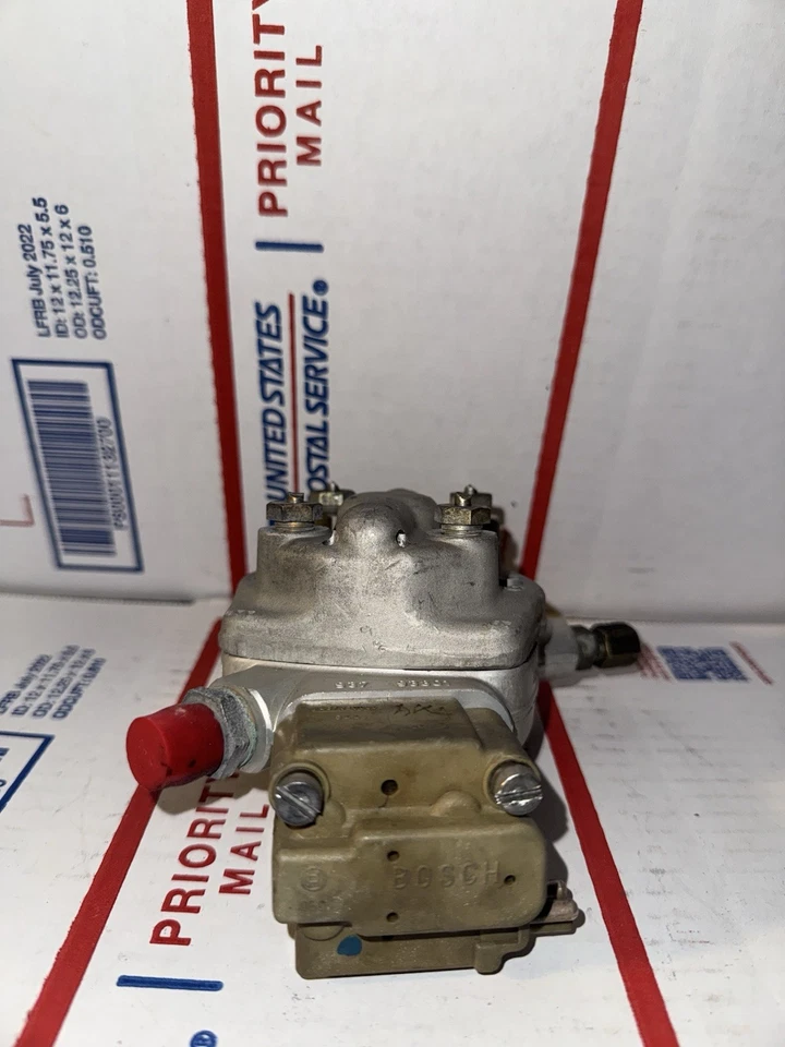 1986-1993 Mercedes-Benz 190E 2.3 Bosch distribuidor de combustível fabricante de equipamento original 0438101004 - Imagem 4 de 4