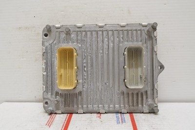 2018 2019 Chrysler 300 P68330904AA Engine Control Module Unit Ecm D69 047