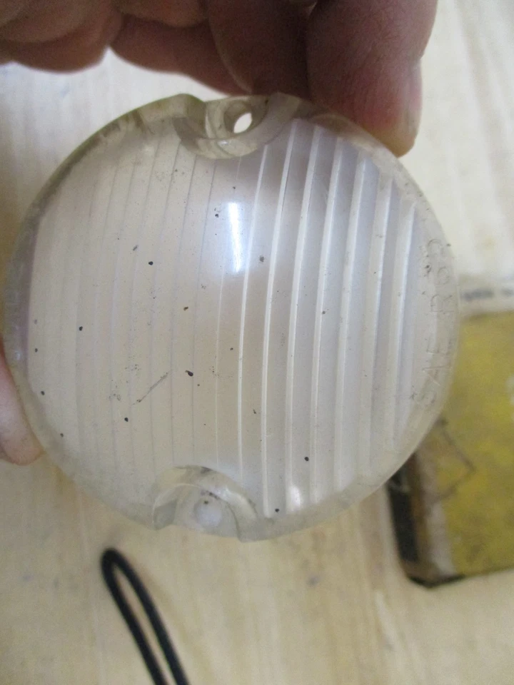 Nuevo de Lote Antiguo 1965 OldsMOBILE Cutlass 442 Lente de Luz Inversa de Respaldo AC DELCO ORIG Foto 2 de 4