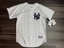 Derek Jeter Collectibles and Gift Guide 41