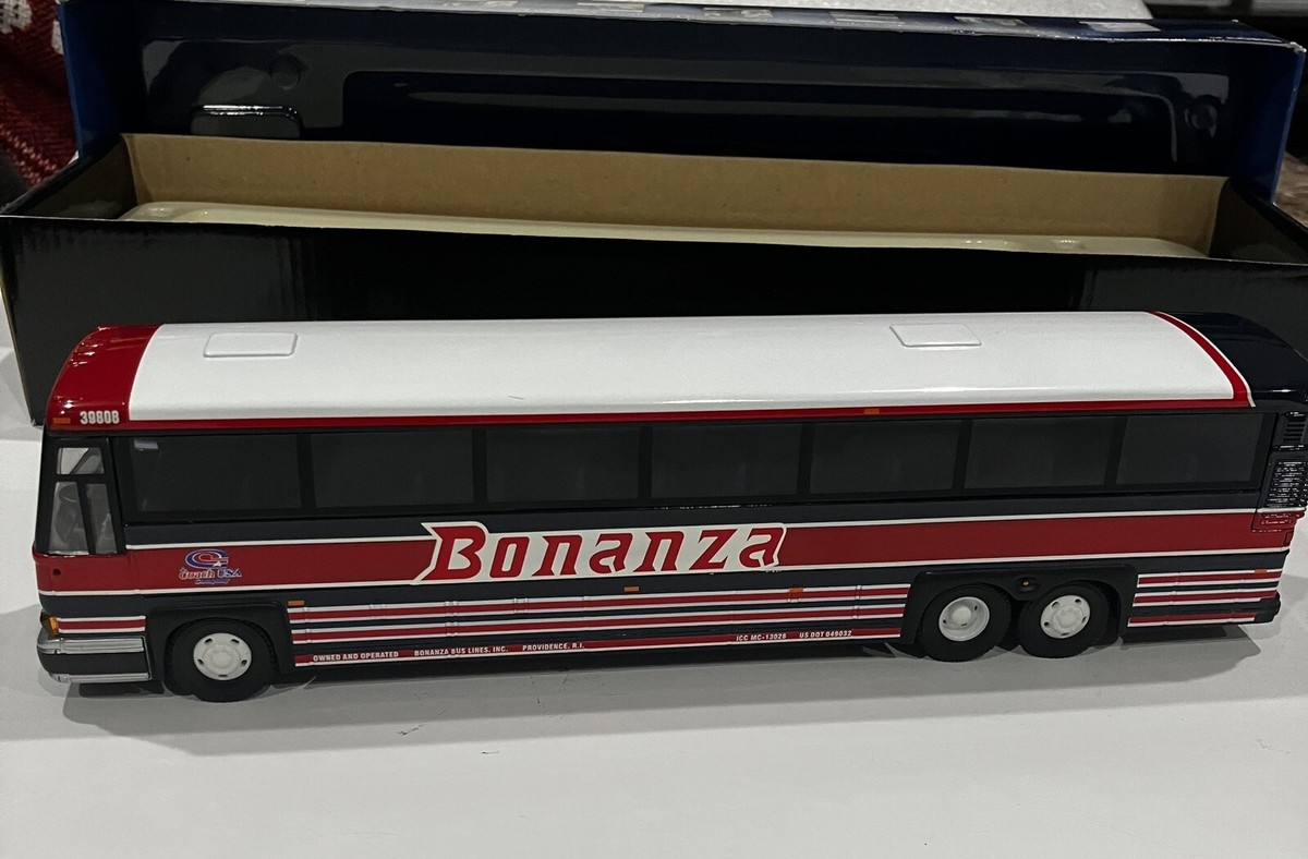 Corgi MCI 102-DL3 Bonanza Bus Lines 1:50 Scale - NIB w/mirrors