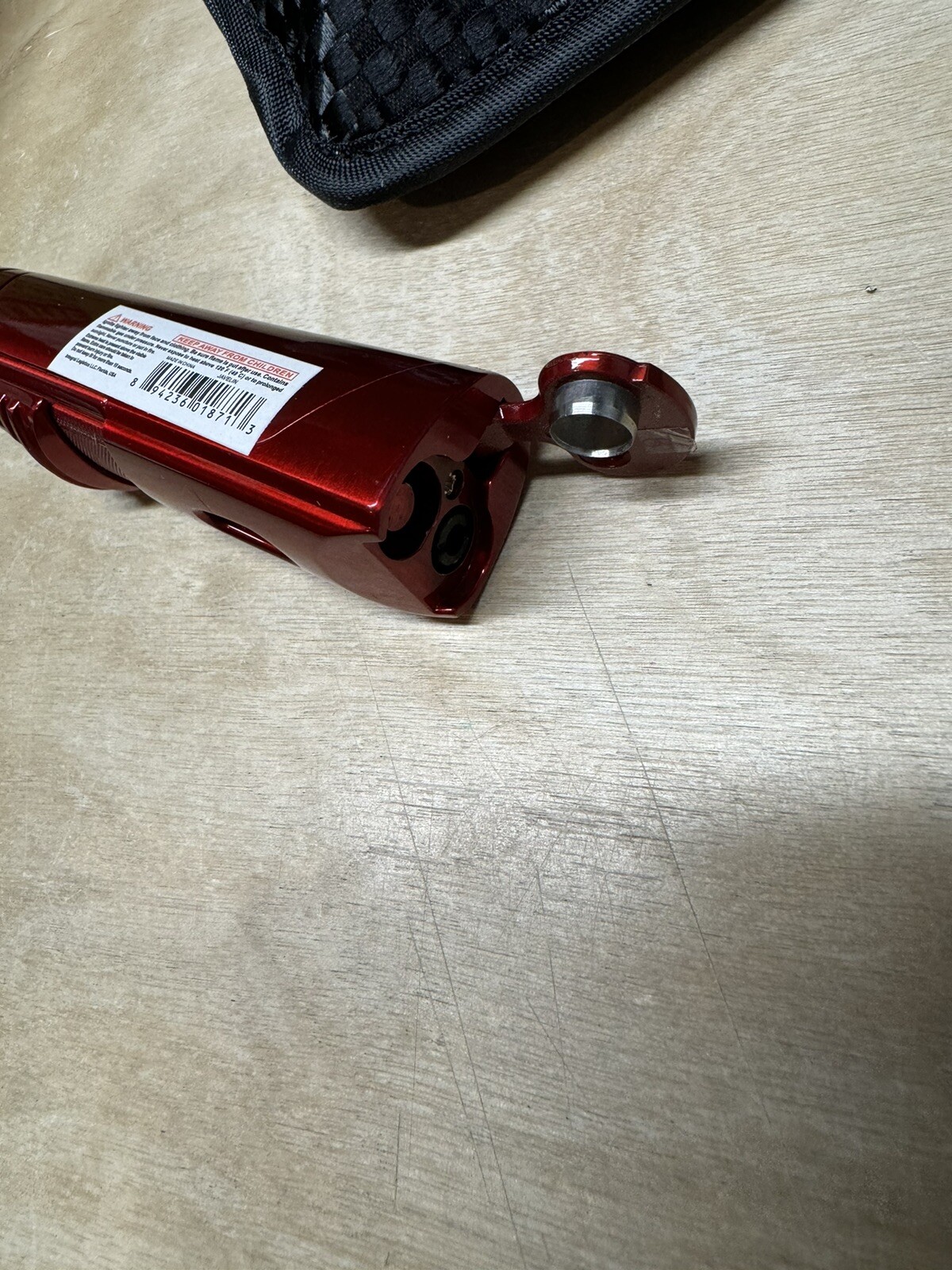 Vertigo Javelin Single Torch Cigar Lighter With Punch - Red - New