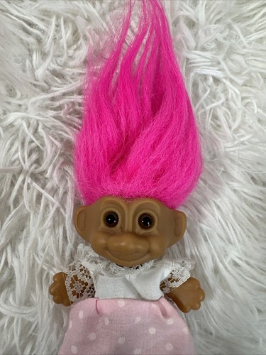 Vintage Russ 4" Troll Doll W/ Bright Pink Hair & Dress - Picture 2 of 5