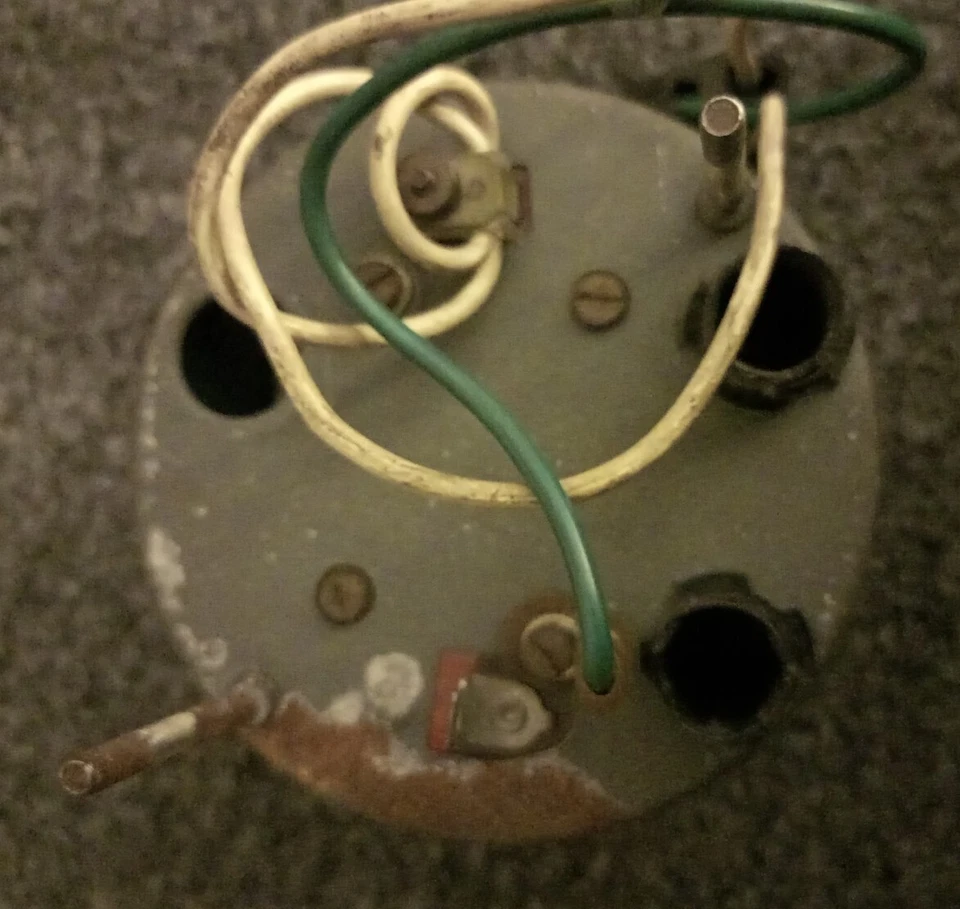 Vintage Aston Martin DB5 Rev Counter / Tachometer - Image 2 of 4