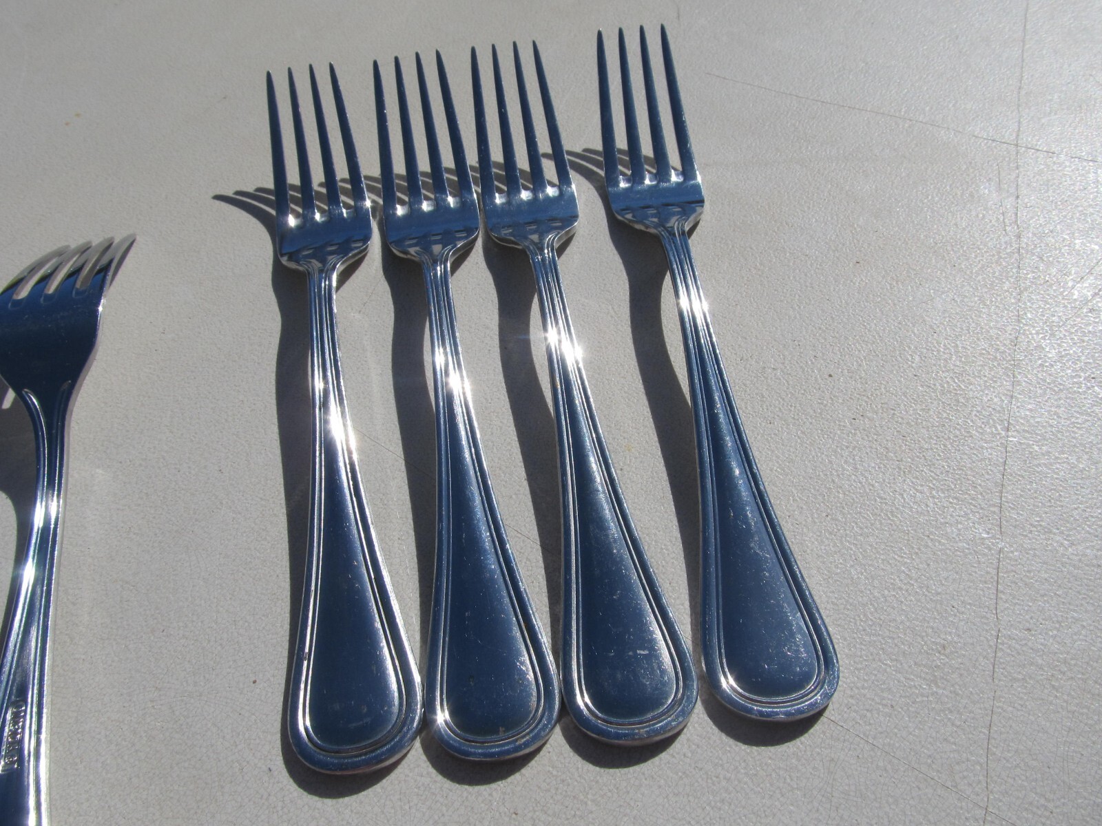 Oneida Infuse Salad Forks 5 Piece Set