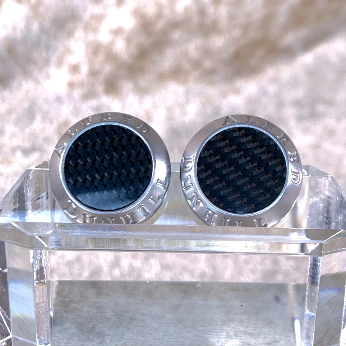 Alfred Dunhill Cufflinks Carbon Fibre Silver with Top Cover