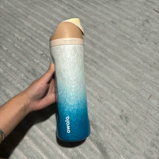Limited Edition Owala FreeSip 24oz Rolling in Gradient Blue SOLD OUT NEW