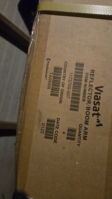 ViaSat complete Satellite Dish kit (3)