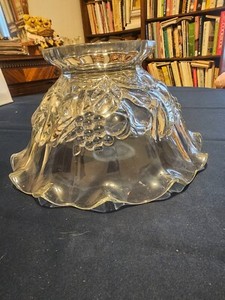 10-Inch Footed Glass Salad/ Serving Bowl