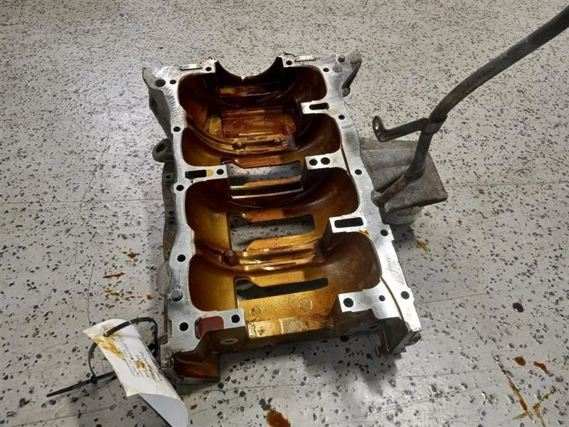 MITSUBISHI OUTLANDER 2008-2010 CÁRTER DE ACEITE DEL MOTOR SUPERIOR 2,4 L Foto 4 de 4