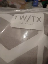 Simply Essential 2 Piece Garment Washed Comforter Set Size Twin/XLong New