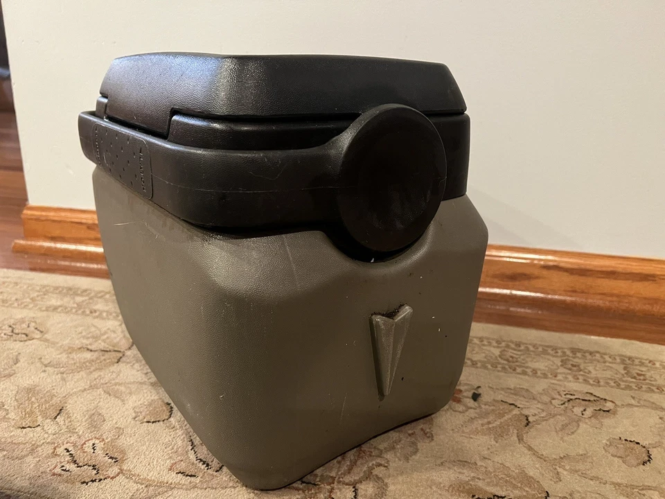 Pontiac Aztek 2001-2005 consola central reposabrazos enfriador negro/gris Foto 2 de 4