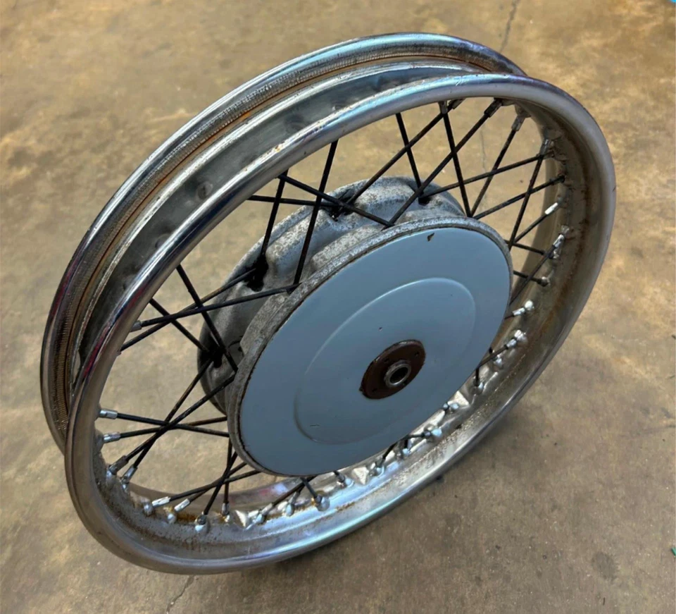 Rueda delantera o trasera BMW R50 R60 R69S 36 31 4 038 039         Foto 3 de 4