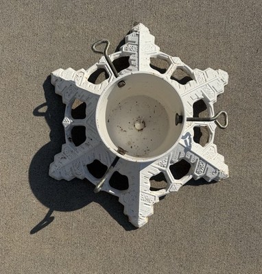 Vintage 1992 Cast Iron John Wright White Snowflake Christmas Tree Stand