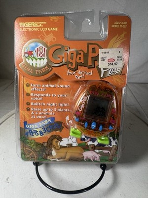 Tiger Electronics Giga Pets Plus Giga Farm LCD Keychain Game 70-207