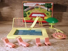 Vintage 1950's Plasticville #1406-79 Playground Pool Set O & S Gauge - Boxed