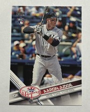 2017 Topps Update Series - Rookie Debut Aaron Judge #US99 Batting (RC)