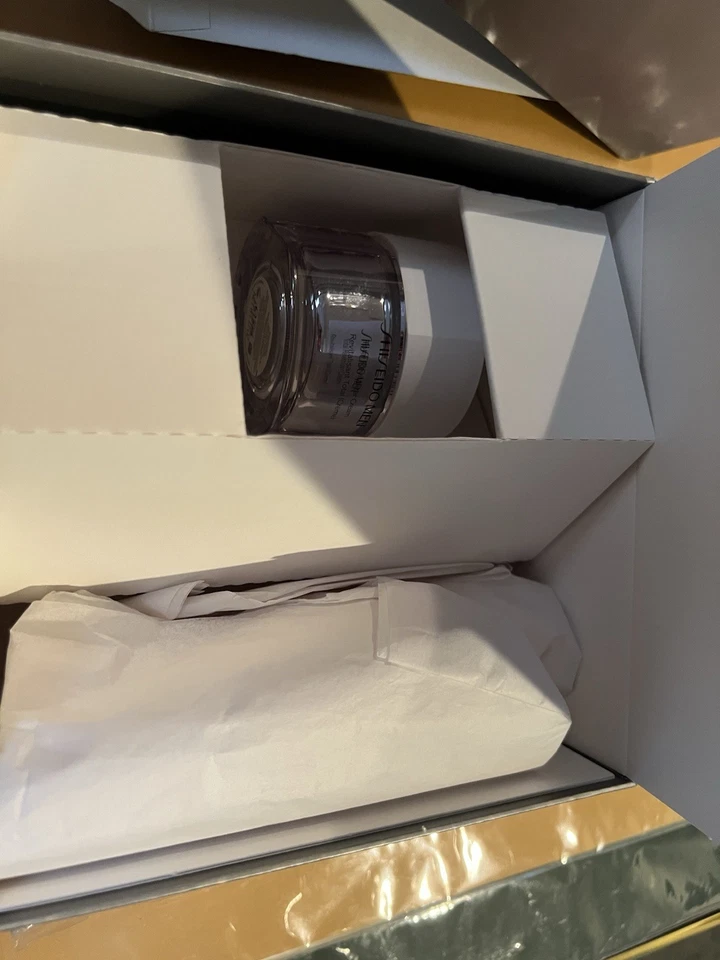 Juego de cuidado de la piel Shiseido para hombre (totalmente nuevo) Foto 3 de 3