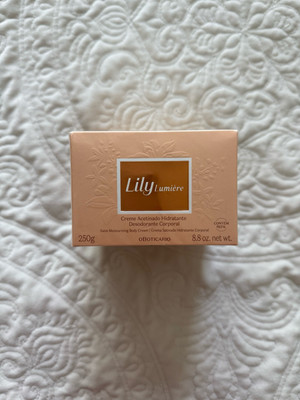 O Boticario Lily Satin moisturiz Body Cream 250ml crème acetinado hidratan 8.8oz