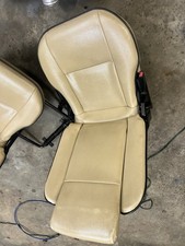 99-02 Land Rover Alpaca Lh 3rd Row Jump Seat With Beige Piping 99-02 Land Rover Alpaca Lh 3rd Row Jump Seat With Beige Piping