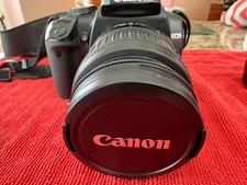 Canon E0S Digital Rebel XTI