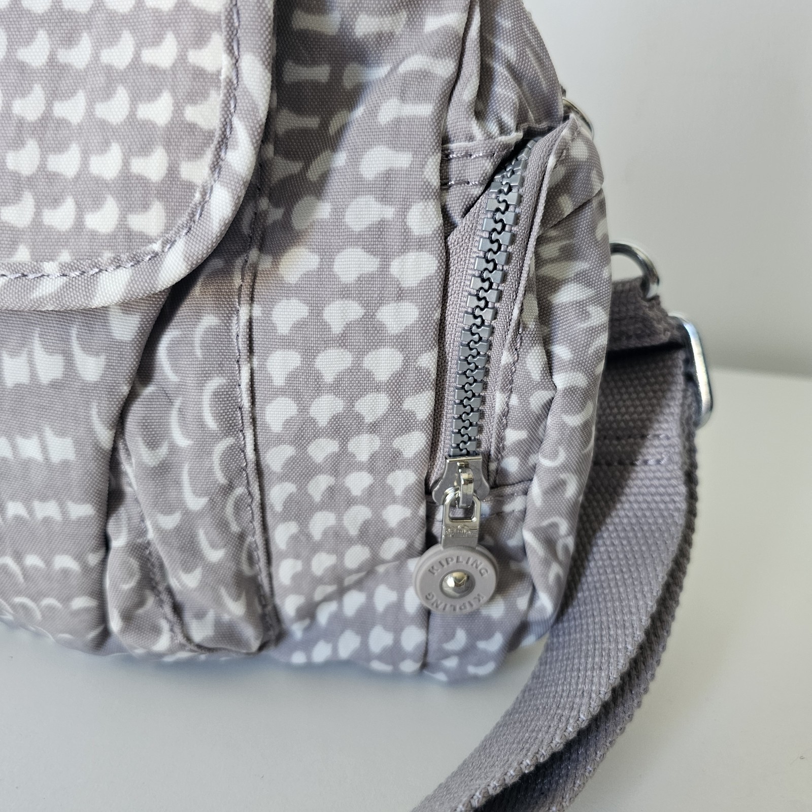 Kipling Fairfax If Large Bag Monkey Grey Cuckoo Greige - New With Tags image 4