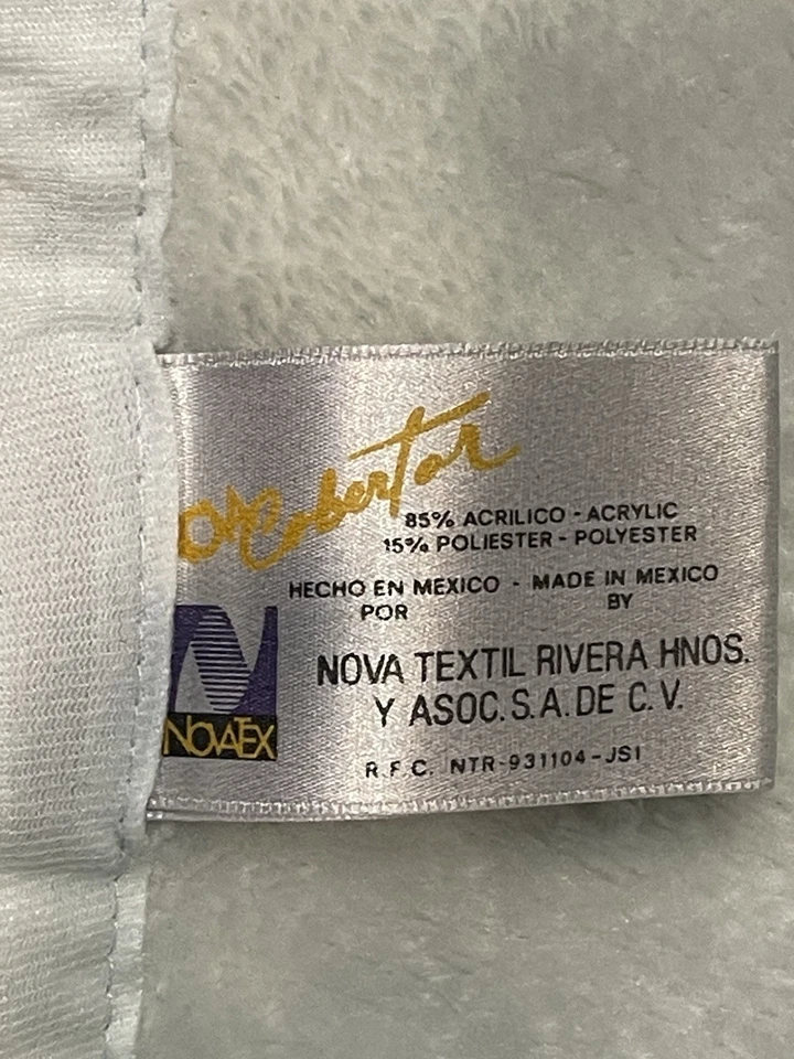 Manta de felpa bebé de colección Novatex niños trineo por una colina nevada difícil de encontrar rara Foto 3 de 4