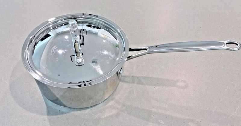 Cuisinart Stainless Steel Saucepan Pan 2qt  # 719-18 With Lid Great Conditiition
